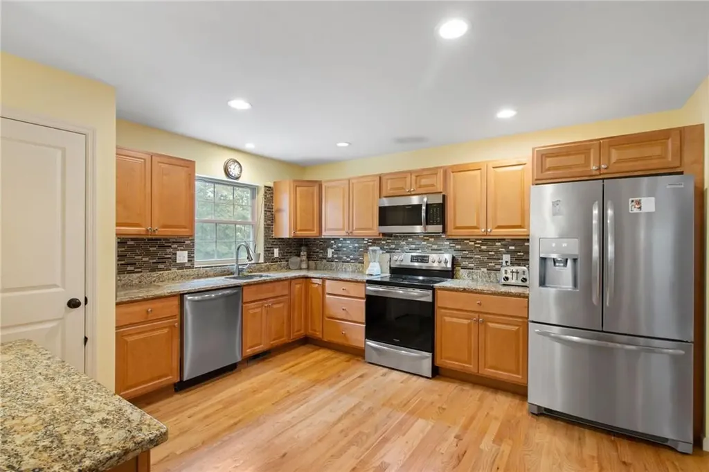 21 Theodore Trail Carmel NY 10512