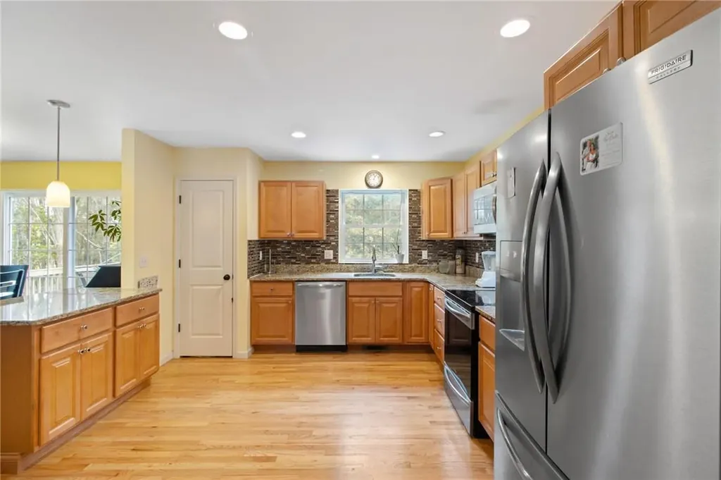 21 Theodore Trail Carmel NY 10512