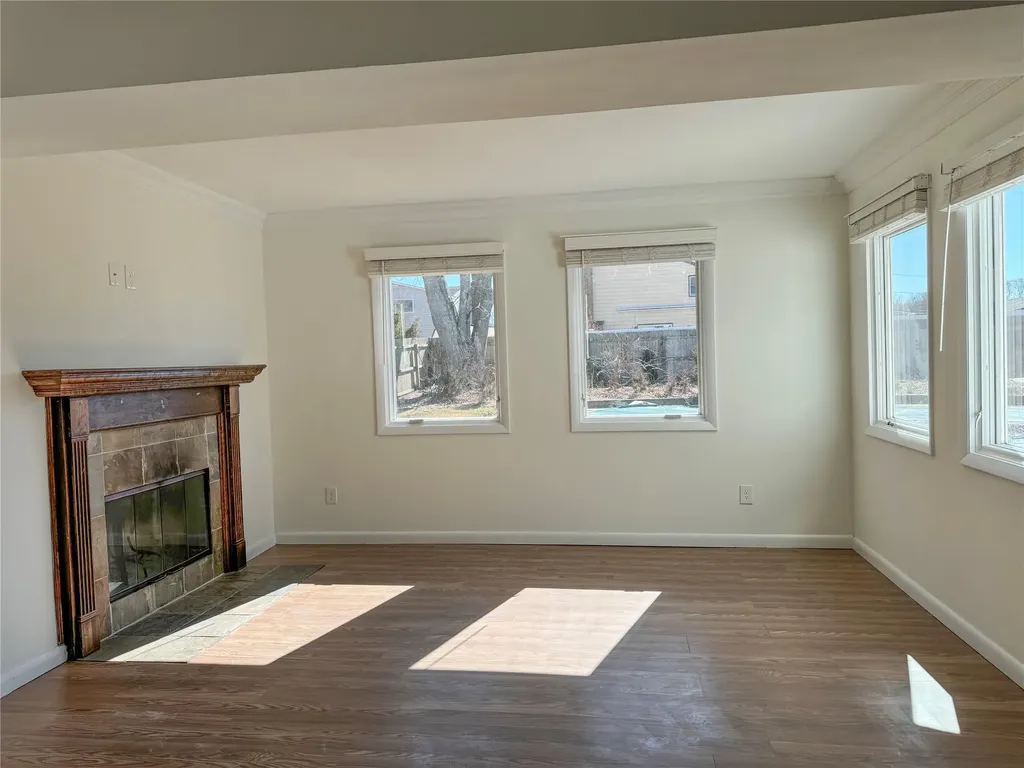 14 Farner Avenue Selden NY 11784