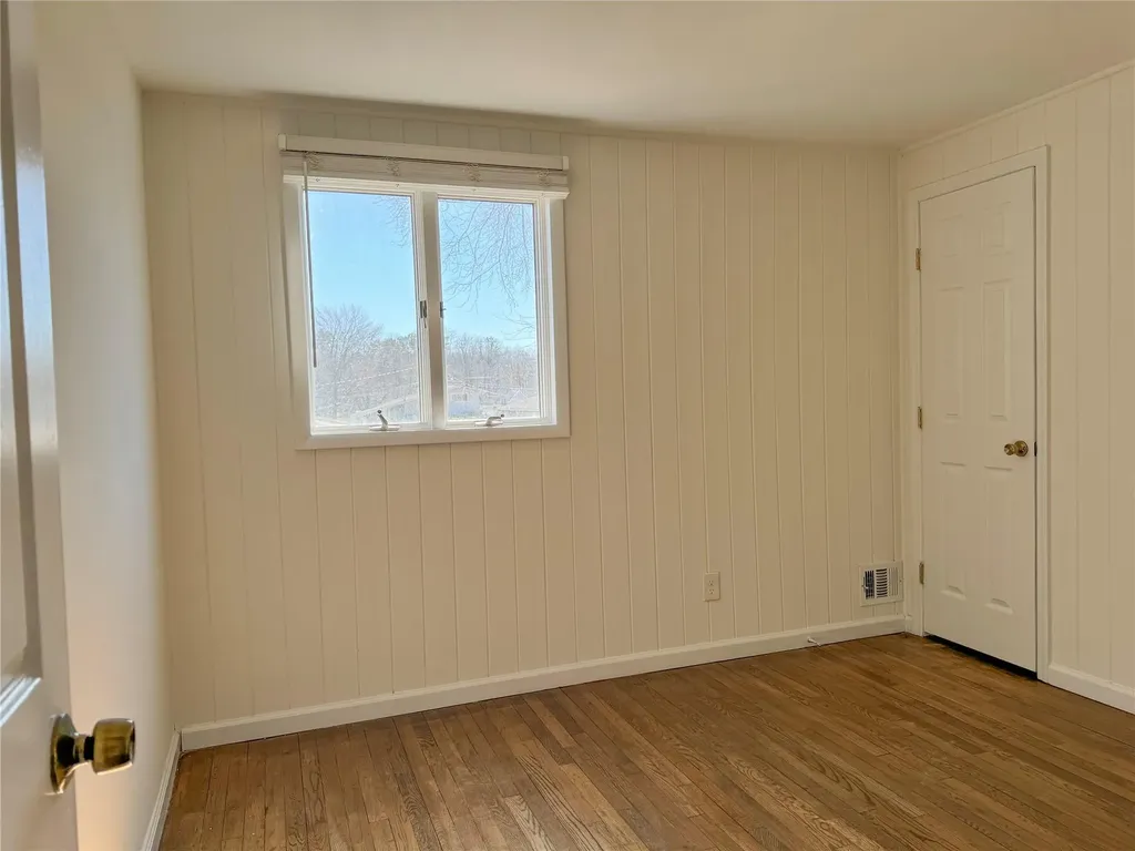 14 Farner Avenue Selden NY 11784