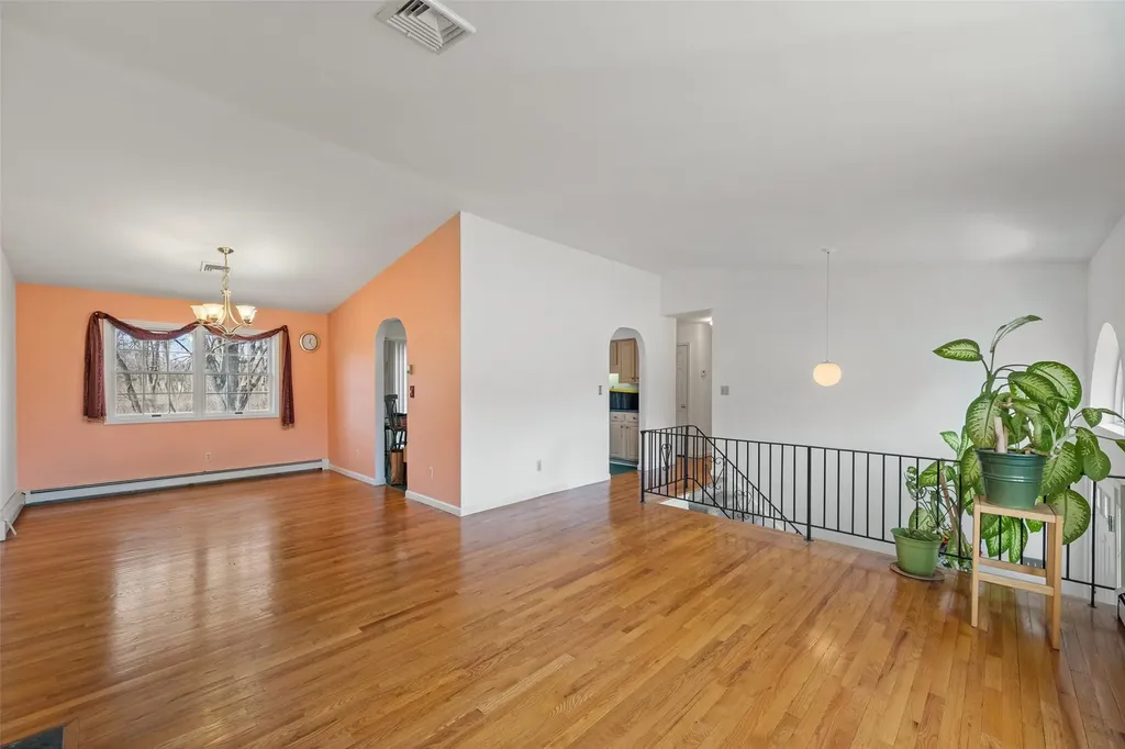109 Knoth Road Crossing Wallkill NY 12589