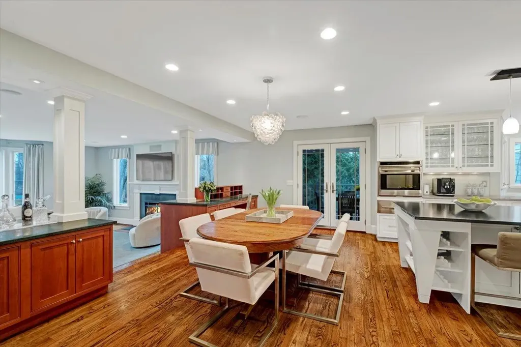 15 Kolbert Drive Scarsdale NY 10583