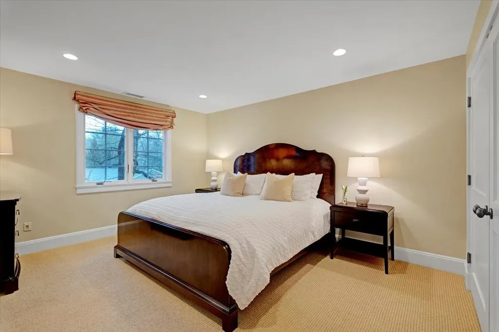 15 Kolbert Drive Scarsdale NY 10583