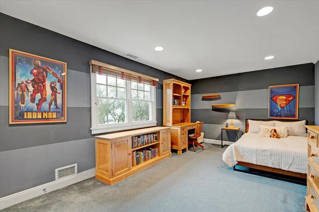 15 Kolbert Drive Scarsdale NY 10583