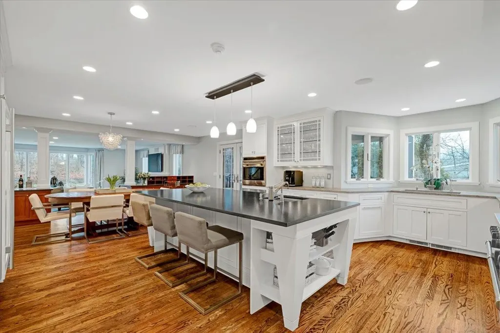 15 Kolbert Drive Scarsdale NY 10583