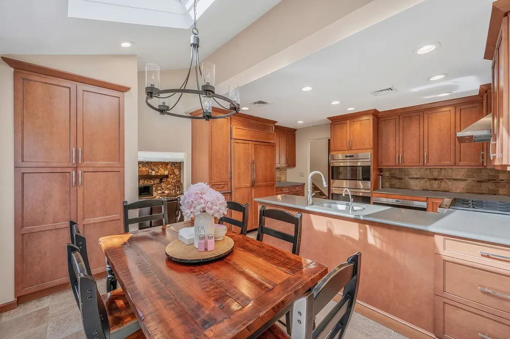 17 Pound Ridge Road Plainview NY 11803