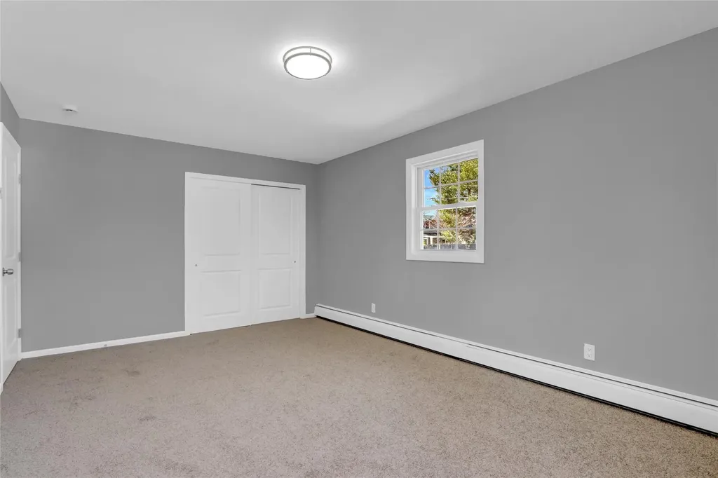 26 W Cedar Street Islip NY 11751