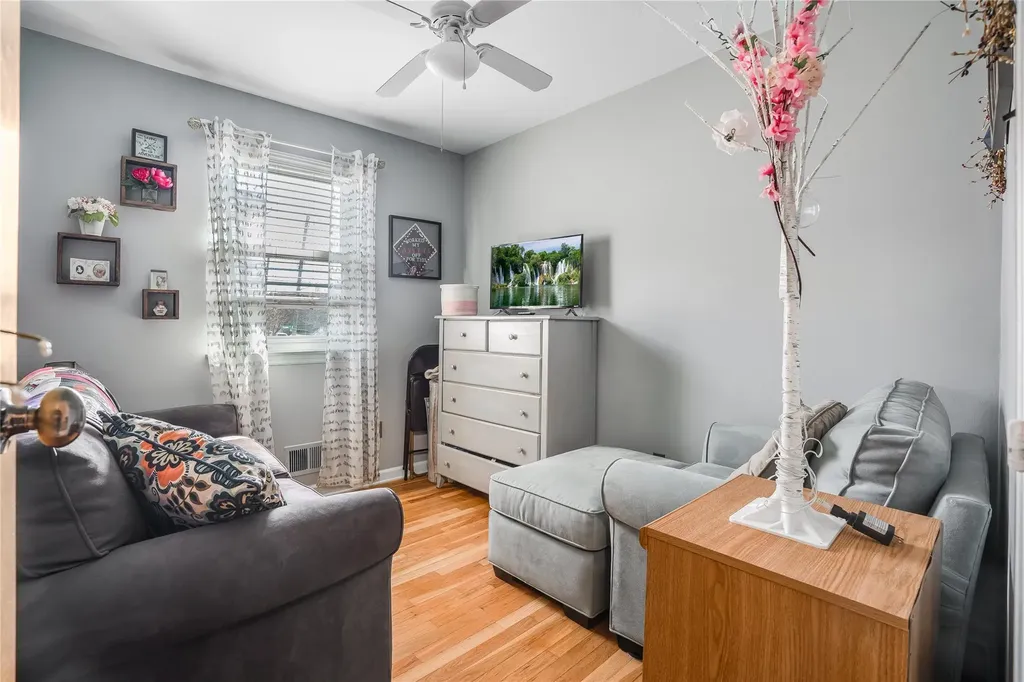 3211 Ampere Avenue Bronx NY 10465