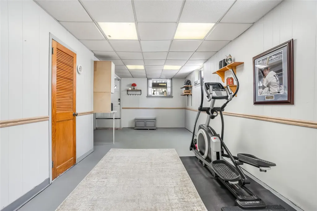 3211 Ampere Avenue Bronx NY 10465