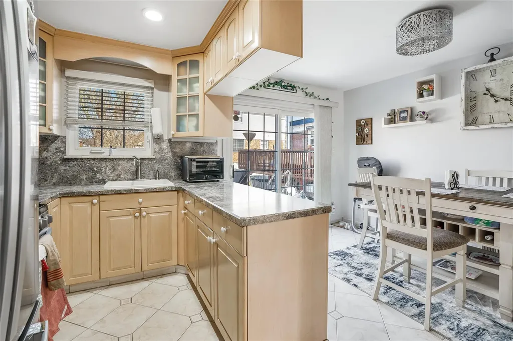 3211 Ampere Avenue Bronx NY 10465