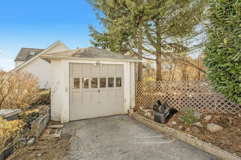 9 Doyer Avenue White Plains NY 10605