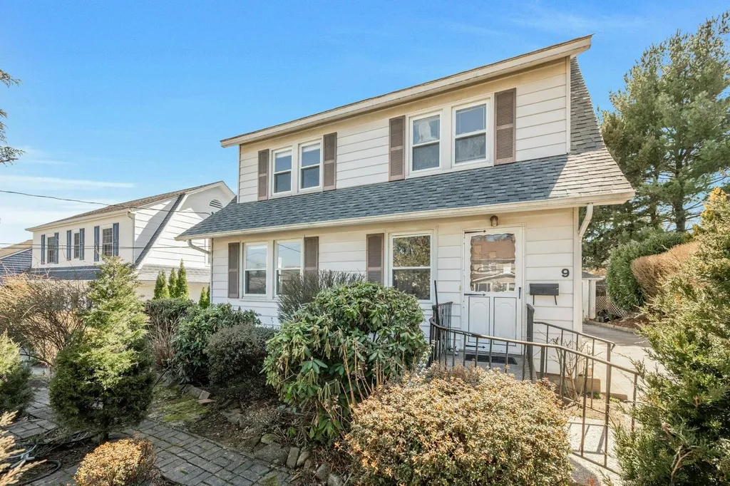 9 Doyer Avenue White Plains NY 10605