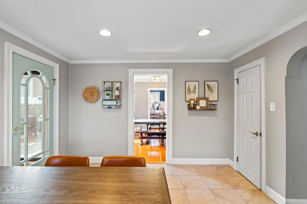 47 Maple Road Kings Park NY 11754