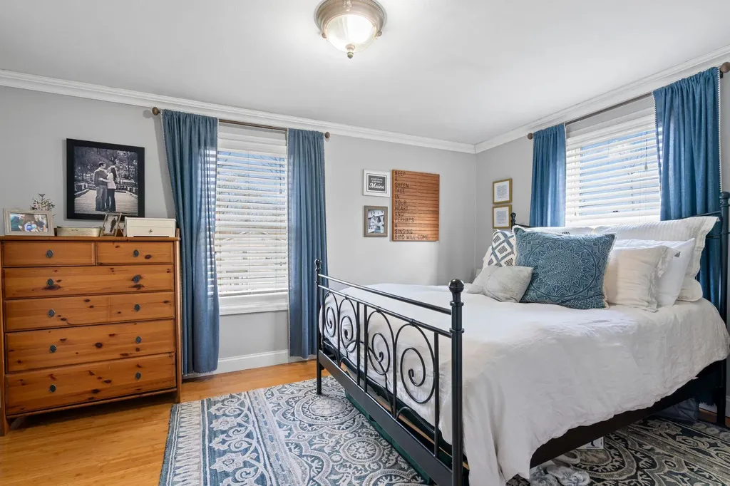 47 Maple Road Kings Park NY 11754