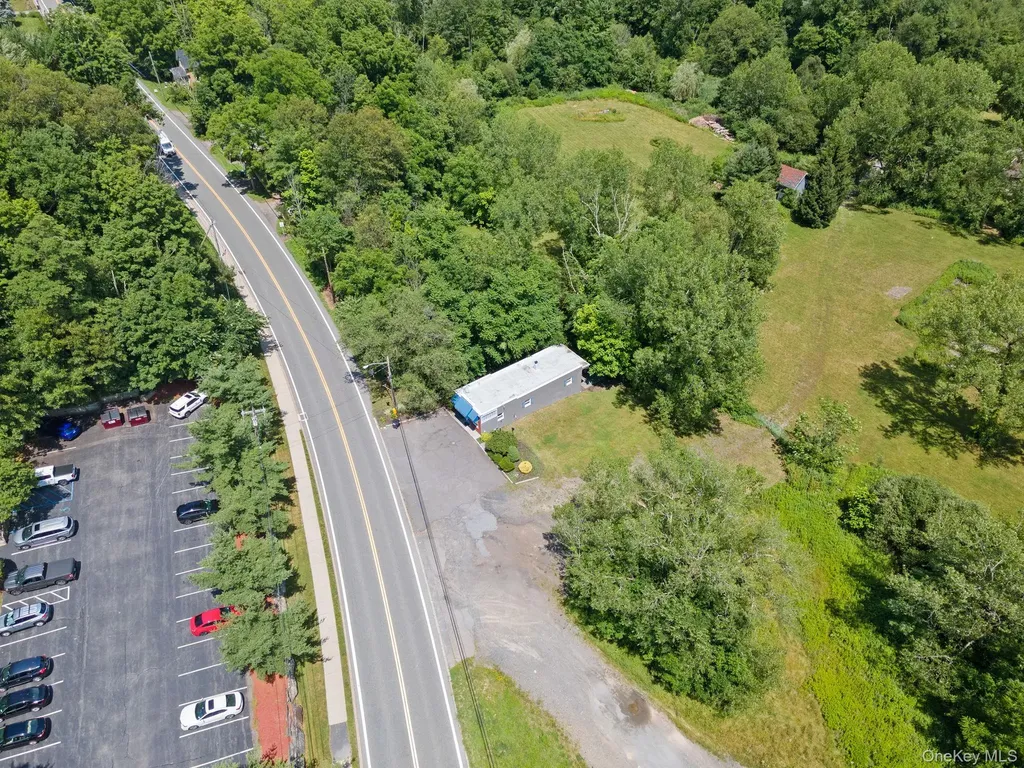 578 State Route 32 Highland Mills NY 10930