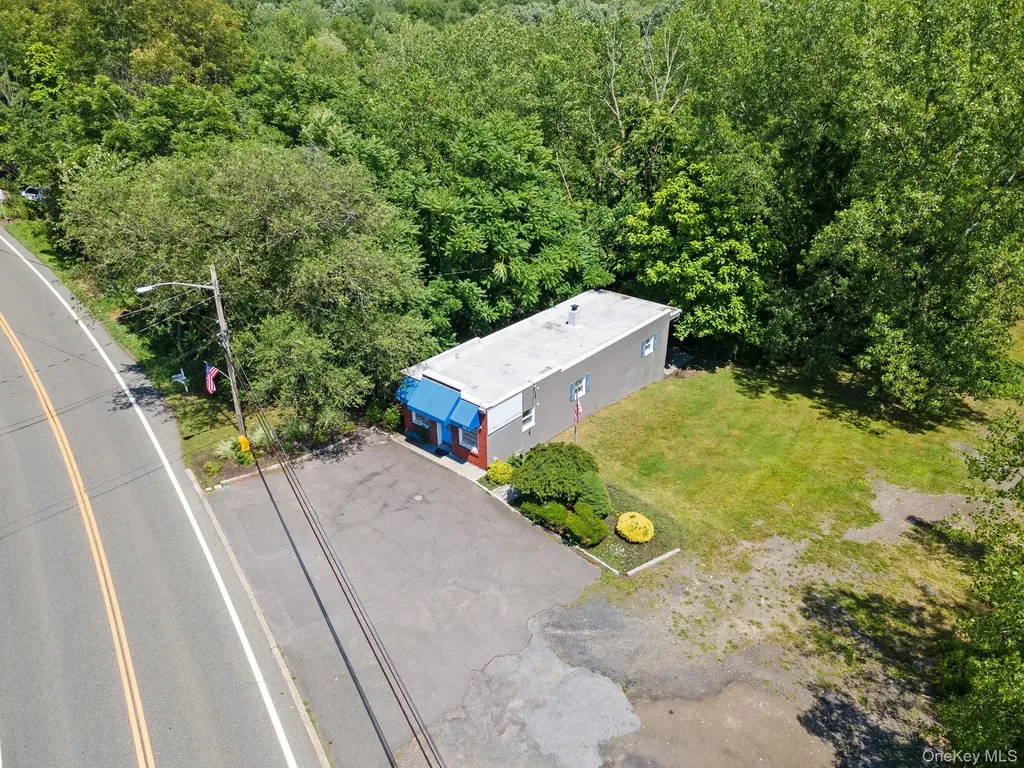 578 State Route 32 Highland Mills NY 10930