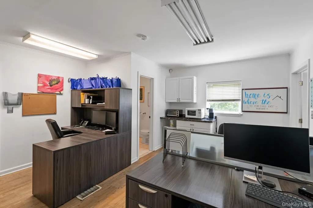578 State Route 32 Highland Mills NY 10930