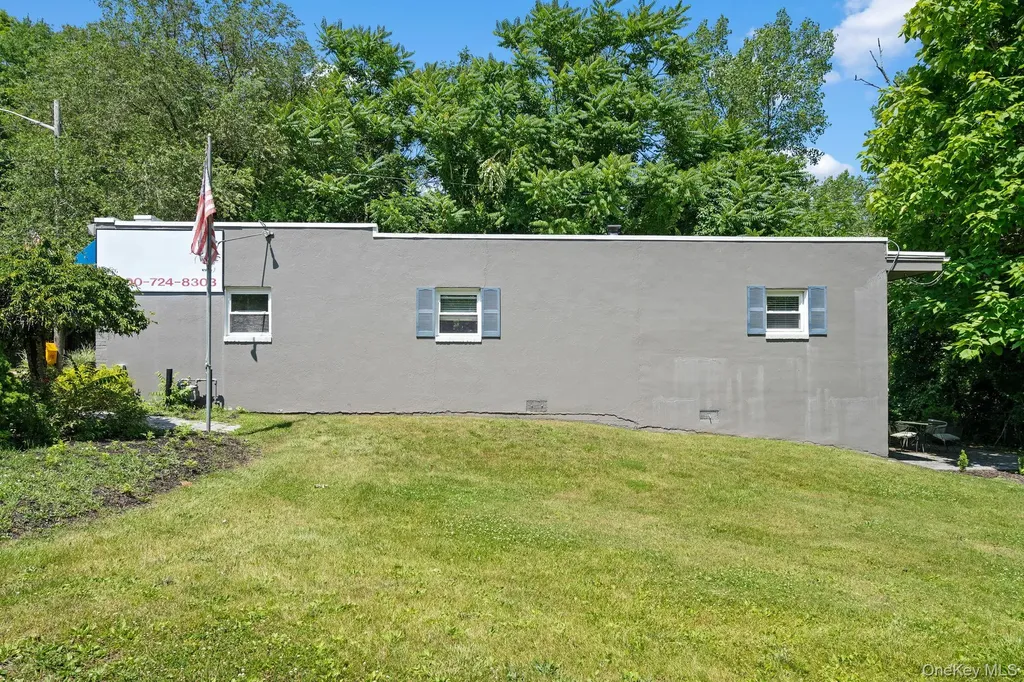 578 State Route 32 Highland Mills NY 10930