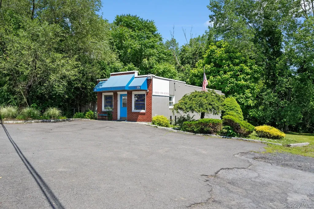578 State Route 32 Highland Mills NY 10930