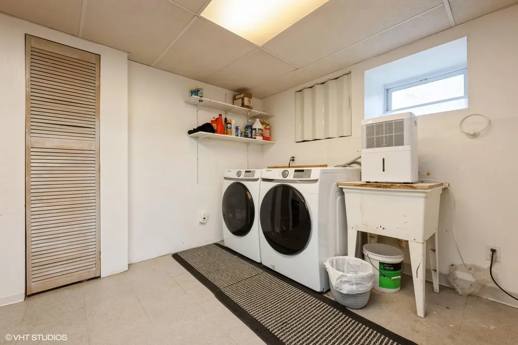 410 17th Street West Babylon NY 11704