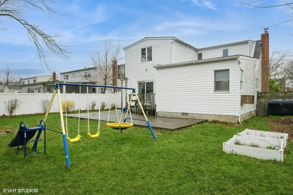 410 17th Street West Babylon NY 11704