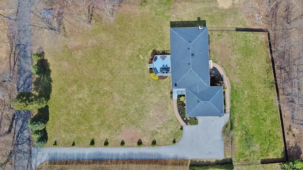 10 Hidden Drive Monroe NY 10950