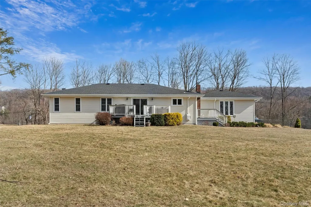 10 Hidden Drive Monroe NY 10950