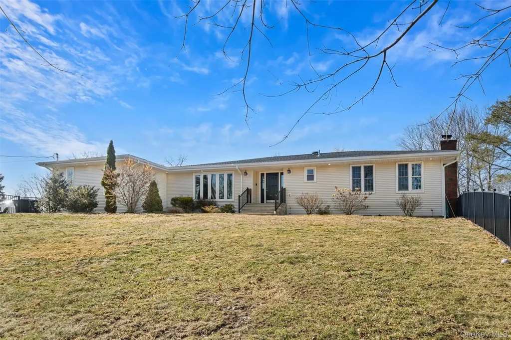 10 Hidden Drive Monroe NY 10950