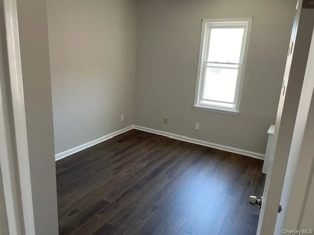 2010 Hobart Avenue Bronx NY 10461