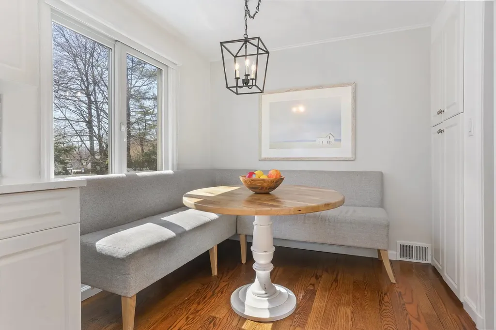 76 Puritan Drive Scarsdale NY 10583