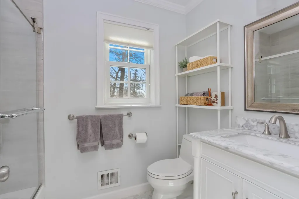 76 Puritan Drive Scarsdale NY 10583