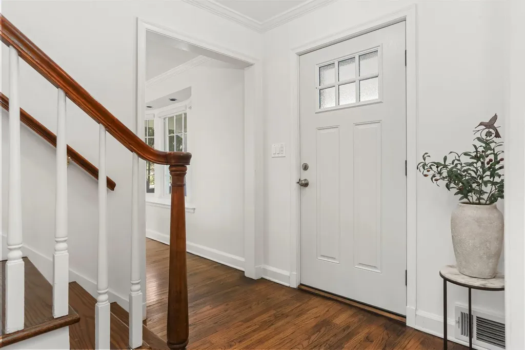 76 Puritan Drive Scarsdale NY 10583