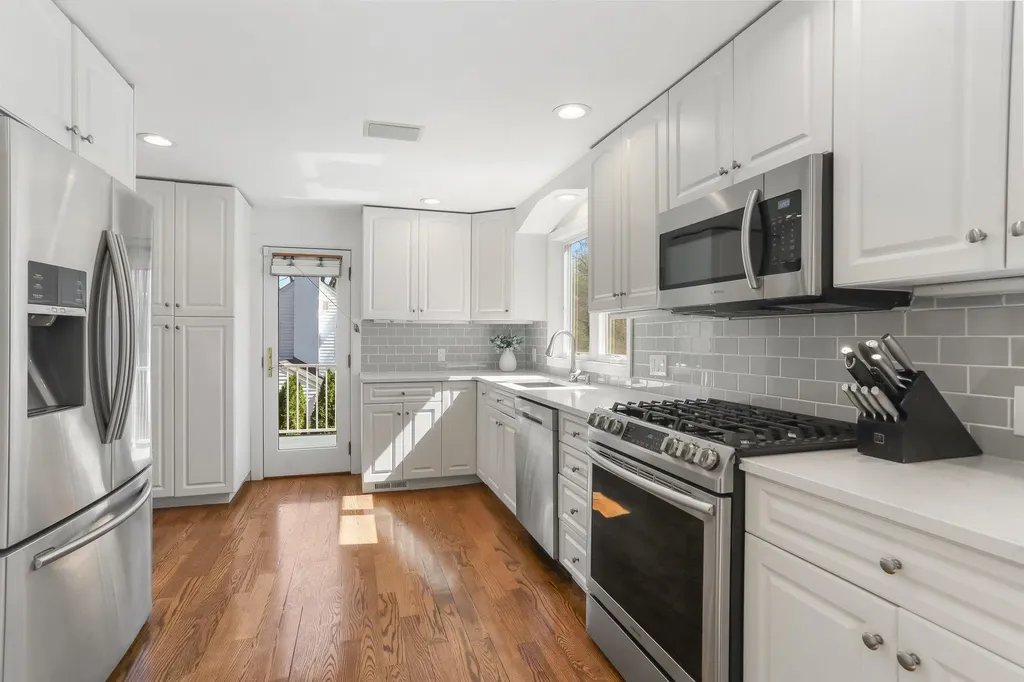 76 Puritan Drive Scarsdale NY 10583