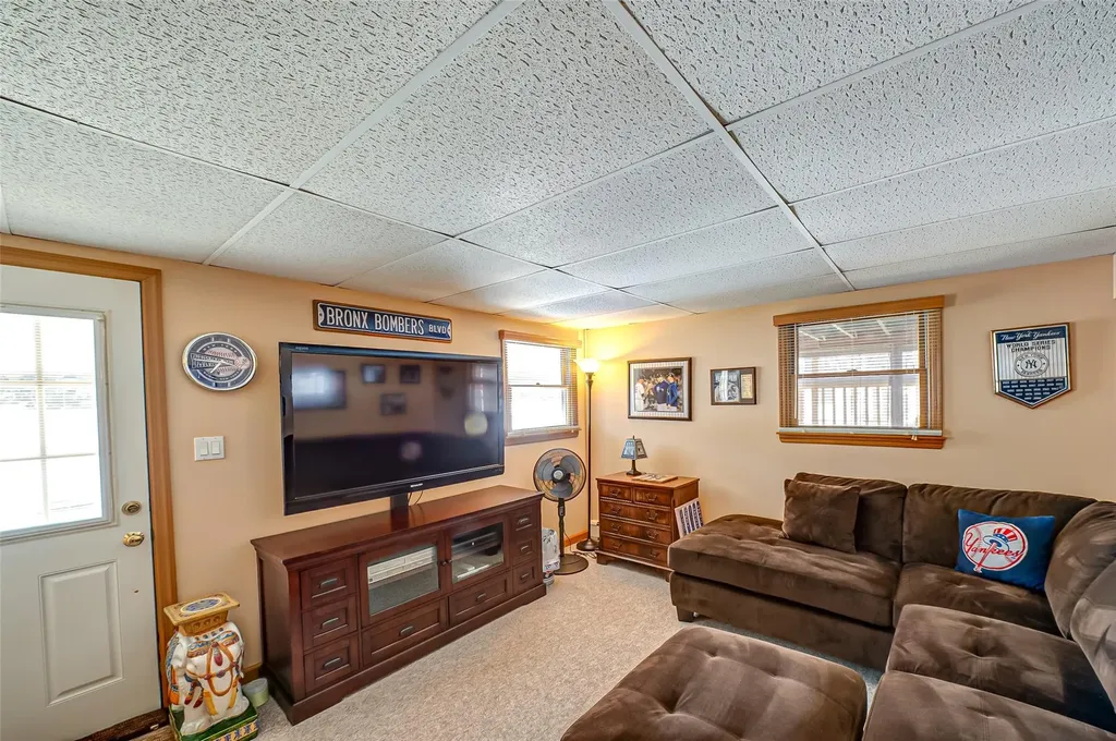 57 Pearsall Place Deer Park NY 11729