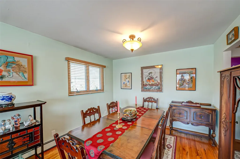 57 Pearsall Place Deer Park NY 11729
