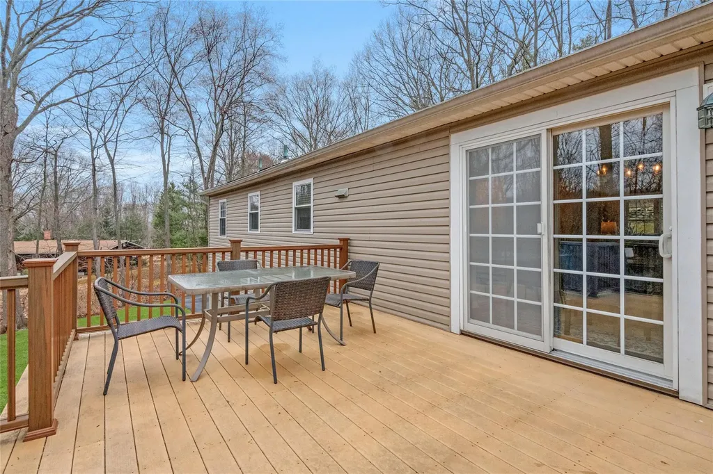 19 Split Rock Road Putnam Valley NY 10579