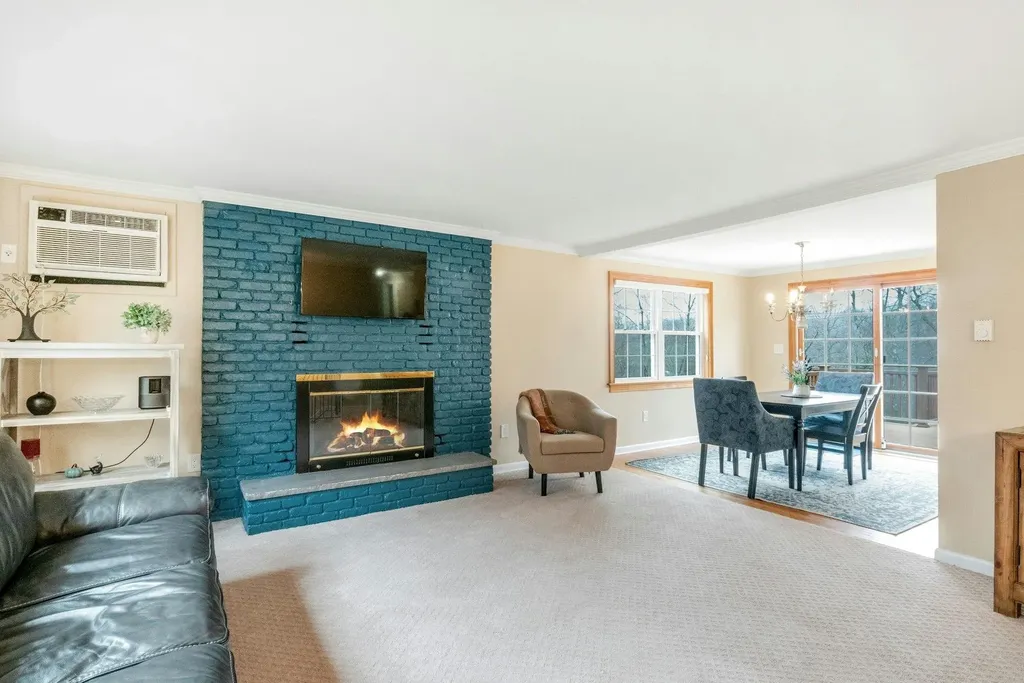 19 Split Rock Road Putnam Valley NY 10579