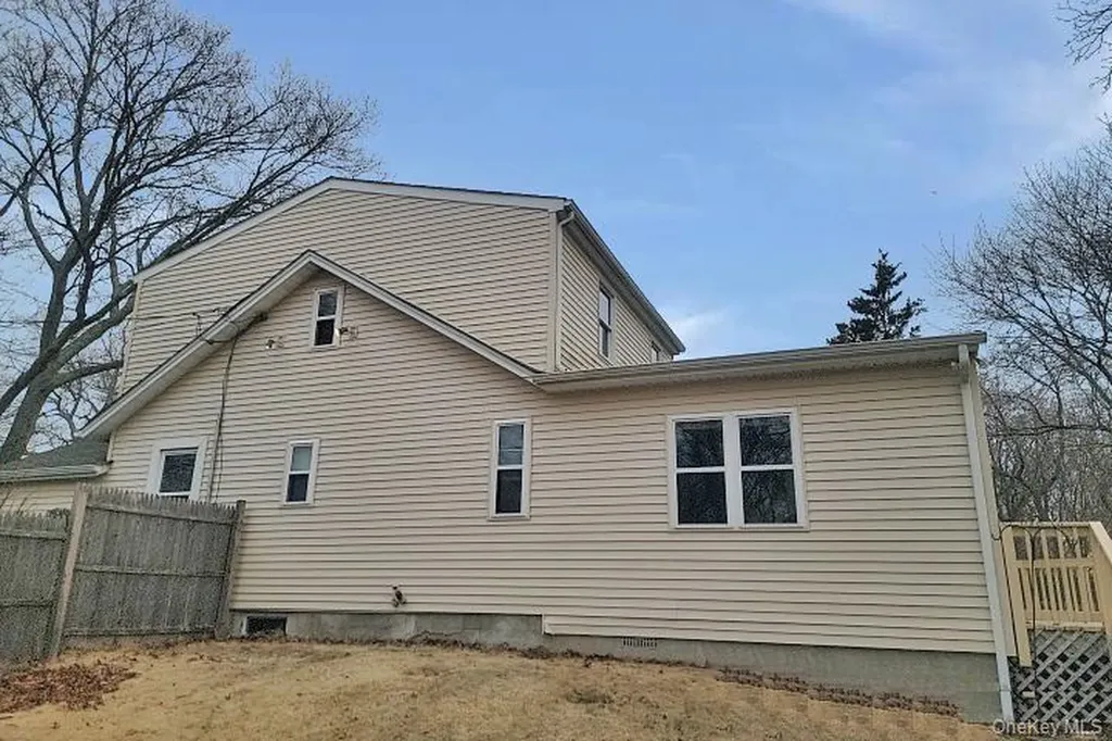 21 Patchogue Drive Rocky Point NY 11778