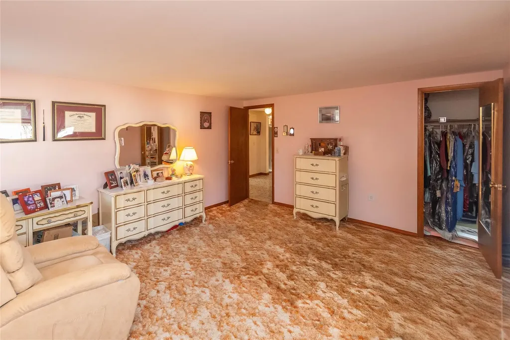 3 Bradley Lane Walden NY 12586