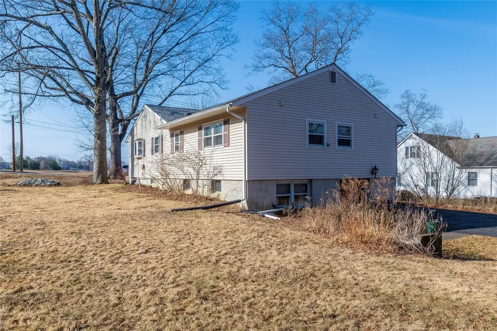 3 Bradley Lane Walden NY 12586
