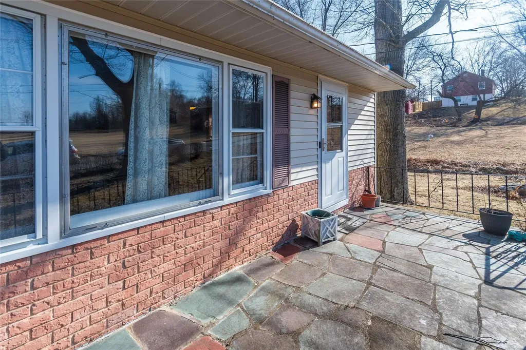 3 Bradley Lane Walden NY 12586