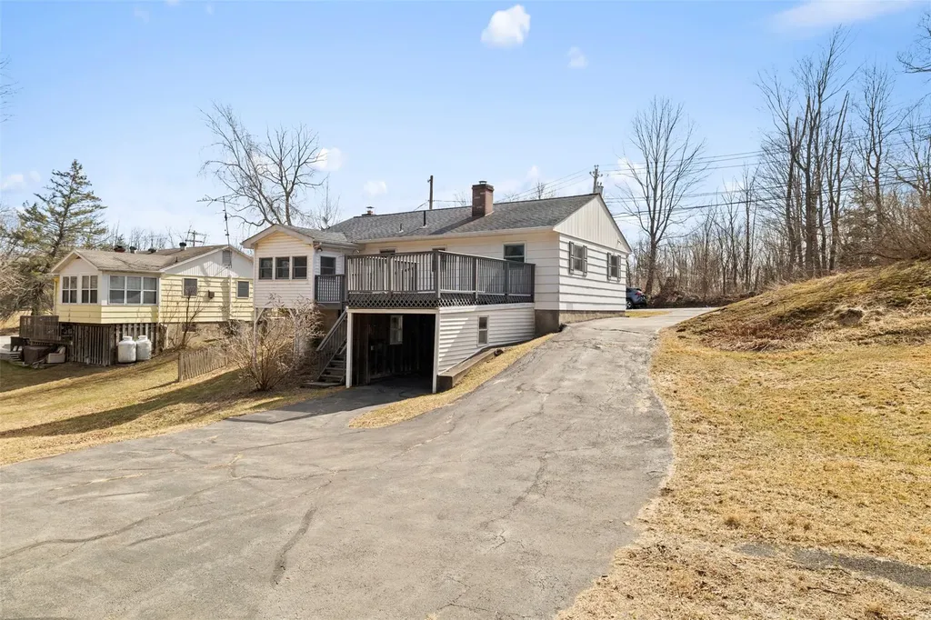 93 Mountainside Road Warwick NY 10990