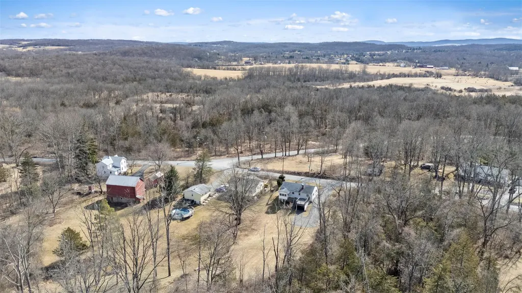 93 Mountainside Road Warwick NY 10990