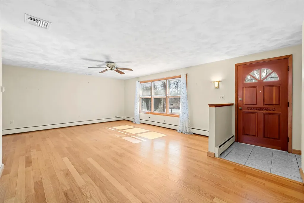 93 Mountainside Road Warwick NY 10990