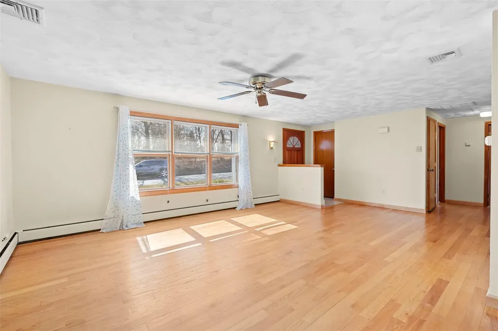 93 Mountainside Road Warwick NY 10990