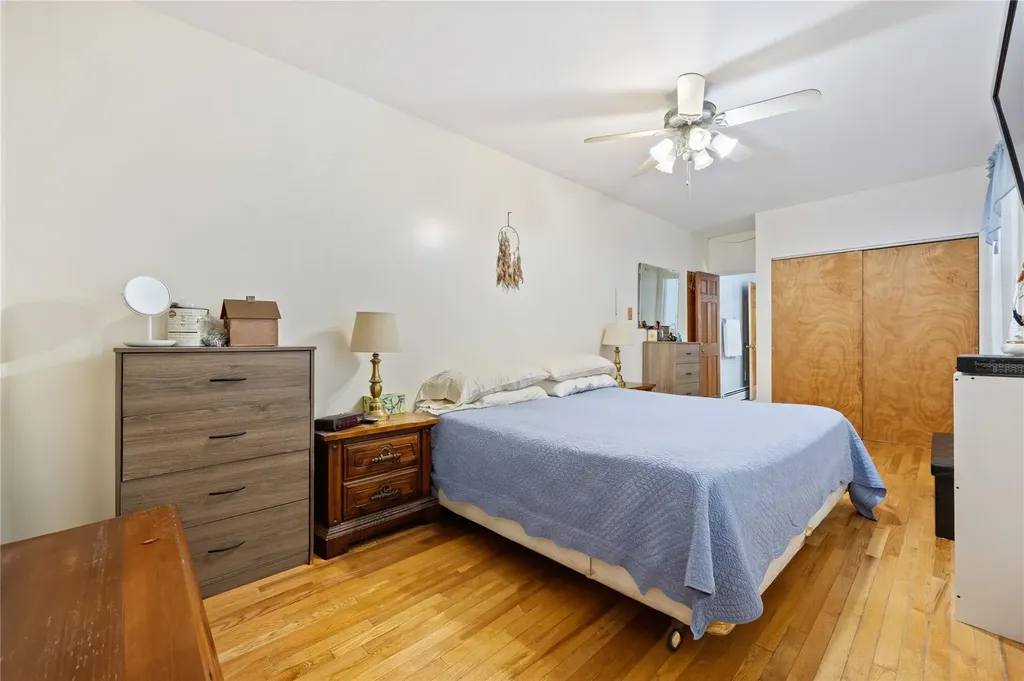 3278 Spencer Drive Bronx NY 10465