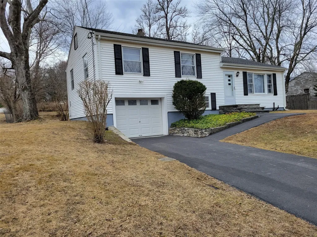 88 Cramer Road Poughkeepsie NY 12603