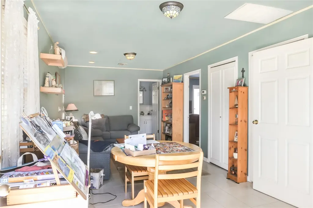 161 Smith Road Ronkonkoma NY 11779