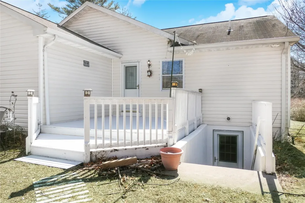 161 Smith Road Ronkonkoma NY 11779