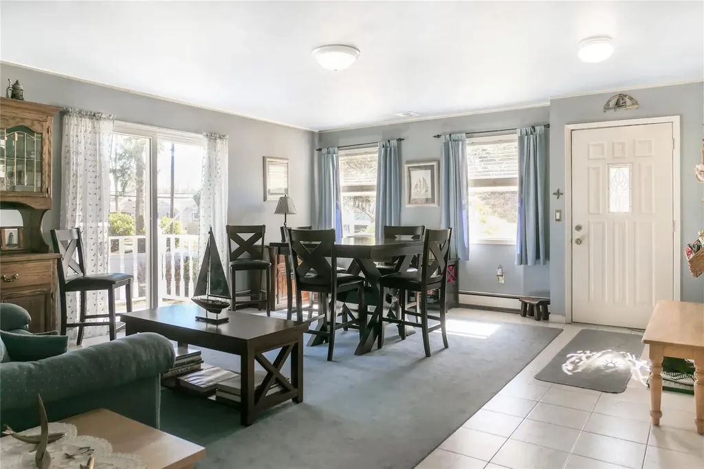 161 Smith Road Ronkonkoma NY 11779